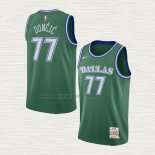 Maglia Luka Doncic NO 77 Dallas Mavericks Mitchell & Ness 2018-19 Verde
