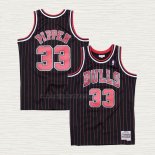 Maglia Scottie Pippen NO 33 Chicago Bulls Hardwood Classics Throwback 1995-96 Nero